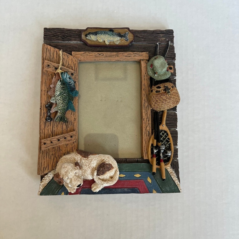 Vtg Rustic Fishing Cabin Resin Picture Frame Sleeping Dog Rods Net Lodge Decor